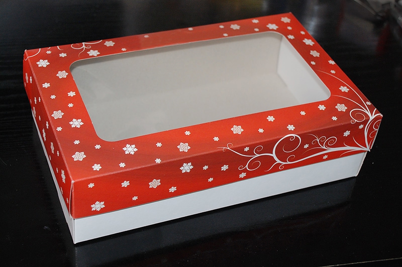 Krabice vánoční 251507 tm. červená bez textu 1kg - DOPRODEJ MOTIVU