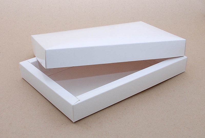 Bonboniérová krabice na 24 kusů pralinek bílá