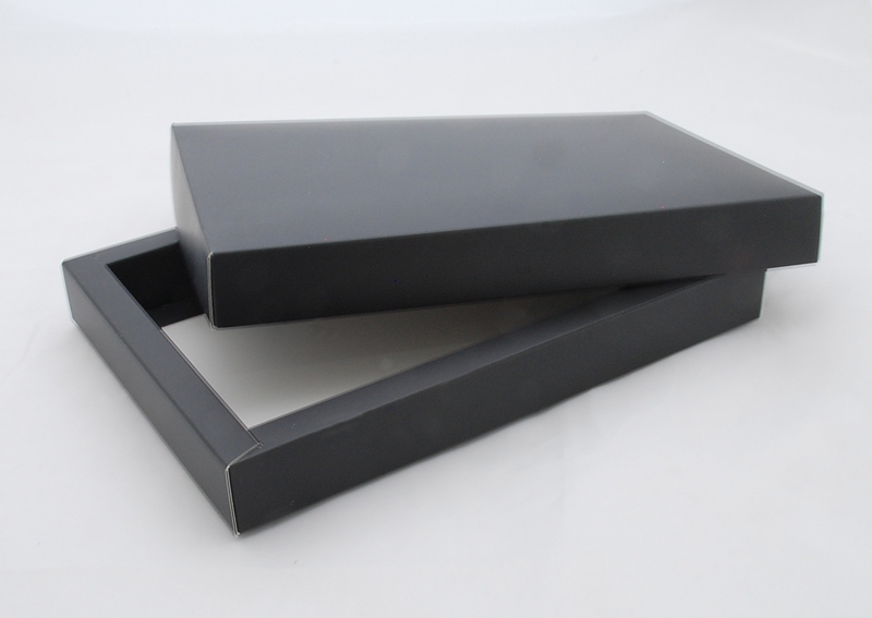 Bonboniérová krabice na 24 kusů pralinek černá