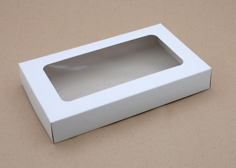 Krabice 251504 bílobílá 1/2kg